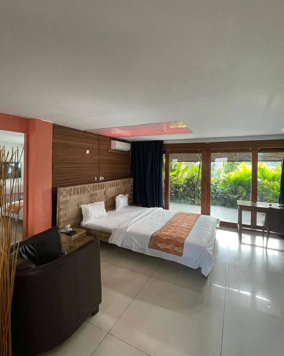 Ecologe Aparthotel Abidjan Exterior photo