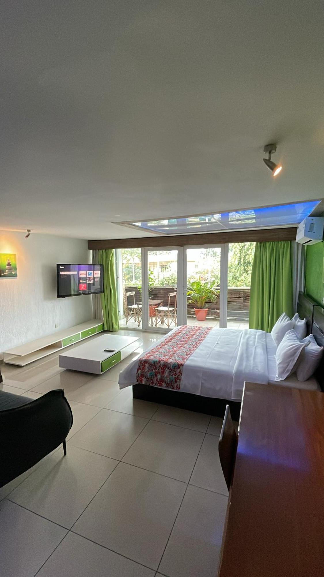 Ecologe Aparthotel Abidjan Exterior photo